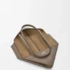 Bolso tipo tote mediano con pliegue Puzzle Fold horizontal en piel de becerro de grano suave Bolso tipo tote mediano con pliegue Puzzle Fold horizontal en piel de becerro de grano suave