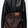 Bolso tote drapeado en piel de cordero napa suave Bolso tote drapeado en piel de cordero napa suave