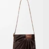 Bolso tote drapeado en piel de cordero napa suave Bolso tote drapeado en piel de cordero napa suave