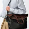 Bolso tote grande «Switch» en piel de becerro y gamuza Bolso tote grande «Switch» en piel de becerro y gamuza