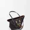 Bolso tote mediano «Futurist Cat» con Puzzle Fold en piel de becerro napa Bolso tote mediano «Futurist Cat» con Puzzle Fold en piel de becerro napa