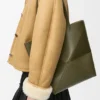 Bolso tote mediano Puzzle Fold en piel de becerro brillante Bolso tote mediano Puzzle Fold en piel de becerro brillante