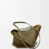 Bolso tote mediano Puzzle Fold en piel de becerro brillante Bolso tote mediano Puzzle Fold en piel de becerro brillante