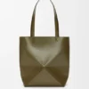 Bolso tote mediano Puzzle Fold en piel de becerro brillante Bolso tote mediano Puzzle Fold en piel de becerro brillante