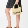 Bolso tote «Mini Loewe Font Tote» en rafia