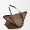 Bolso tote Puzzle Fold XL en piel de becerro brillante Bolso tote Puzzle Fold XL en piel de becerro brillante