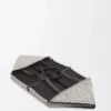 Bolso tote Puzzle Fold XXL en lona jacquard y piel de becerro Bolso tote Puzzle Fold XXL en lona jacquard y piel de becerro