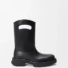 Botas Bobby en piel de becerro curtida al vegetal Botas Bobby en piel de becerro curtida al vegetal