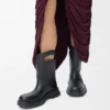 Botas Bobby en piel de becerro curtida al vegetal Botas Bobby en piel de becerro curtida al vegetal