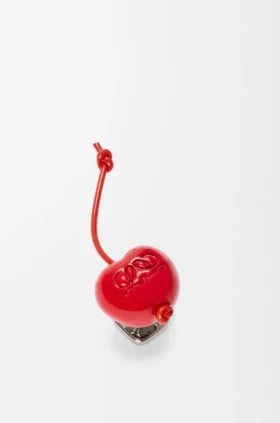 Broche de cereza