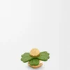 Broche de flor en piel de becerro Broche de flor en piel de becerro