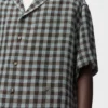 Camisas de manga corta en mezcla de viscosa y lino Camisas de manga corta en mezcla de viscosa y lino