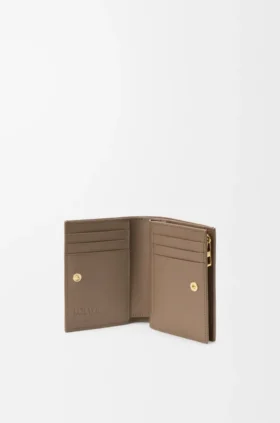 Cartera compacta Anagram de piel de ternera graneada