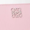Cartera compacta Anagram de piel de ternera graneada Cartera compacta Anagram de piel de ternera graneada