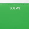 Cartera compacta con el nodo de Loewe en piel de becerro napa brillante Cartera compacta con el nodo de Loewe en piel de becerro napa brillante