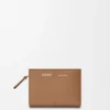 Cartera compacta Duet en piel de becerro lisa y granulada Cartera compacta Duet en piel de becerro lisa y granulada