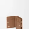 Cartera compacta Duet en piel de becerro lisa y granulada Cartera compacta Duet en piel de becerro lisa y granulada
