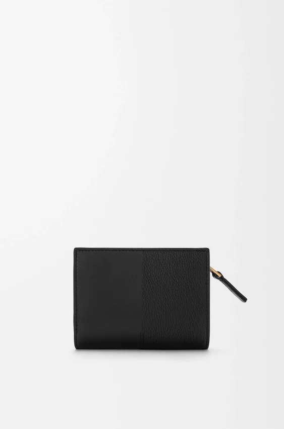 Cartera compacta Duet en piel de becerro lisa y granulada Cartera compacta Duet en piel de becerro lisa y granulada