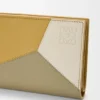 Cartera compacta Puzzle en piel de becerro clásica Cartera compacta Puzzle en piel de becerro clásica