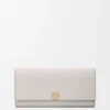 Cartera Continental Anagram en piel de becerro con textura de Pebble Cartera Continental Anagram en piel de becerro con textura de Pebble