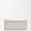 Cartera Continental Anagram en piel de becerro con textura de Pebble Cartera Continental Anagram en piel de becerro con textura de Pebble