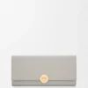 Cartera Continental Pebble en piel de becerro napa brillante Cartera Continental Pebble en piel de becerro napa brillante