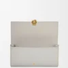 Cartera Continental Pebble en piel de becerro napa brillante Cartera Continental Pebble en piel de becerro napa brillante