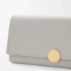 Cartera Continental Pebble en piel de becerro napa brillante Cartera Continental Pebble en piel de becerro napa brillante