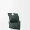 Cartera de tres pliegues «Pebble» en piel de becerro con textura «Pebble» Cartera de tres pliegues «Pebble» en piel de becerro con textura «Pebble»