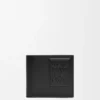 Cartera doble con compartimento para monedas en piel de becerro satinada Cartera doble con compartimento para monedas en piel de becerro satinada