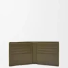 Cartera doble en piel de becerro clásica texturizada Cartera doble en piel de becerro clásica texturizada