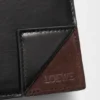 Cartera doble «Switch» en piel de becerro granulada suave y gamuza Cartera doble «Switch» en piel de becerro granulada suave y gamuza