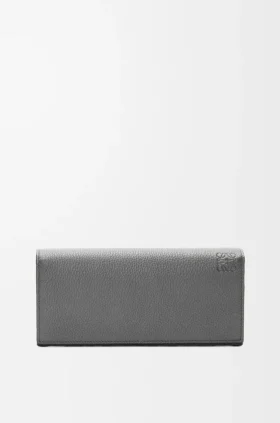 Cartera larga horizontal en piel de becerro de grano suave