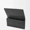 Cartera larga horizontal en piel de becerro de grano suave Cartera larga horizontal en piel de becerro de grano suave