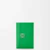 Cartera pequeña vertical «Anagram» en piel de becerro con grano de Pebble Cartera pequeña vertical «Anagram» en piel de becerro con grano de Pebble