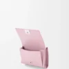 Cartera triple «Anagram» en piel de becerro con grano de Pebble Cartera triple «Anagram» en piel de becerro con grano de Pebble