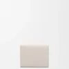 Cartera triple «Anagram» en piel de becerro con grano de Pebble Cartera triple «Anagram» en piel de becerro con grano de Pebble