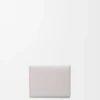 Cartera triple «Anagram» en piel de becerro con grano de Pebble Cartera triple «Anagram» en piel de becerro con grano de Pebble