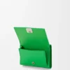 Cartera triple «Anagram» en piel de becerro con grano de Pebble Cartera triple «Anagram» en piel de becerro con grano de Pebble