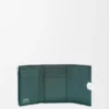 Cartera vertical pequeña «Pebble» en piel de becerro napa brillante Cartera vertical pequeña «Pebble» en piel de becerro napa brillante