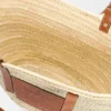 Cesta clásica grande de hoja de palma y piel de becerro Cesta clásica grande de hoja de palma y piel de becerro