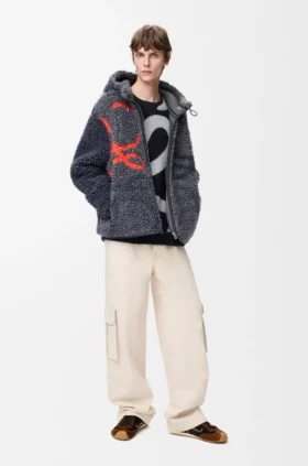 Chaqueta con capucha de mezcla de lana