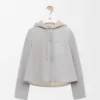 Chaqueta con capucha de piel de oveja Chaqueta con capucha de piel de oveja