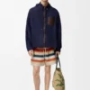 Chaqueta con capucha de tejido técnico Chaqueta con capucha de tejido técnico