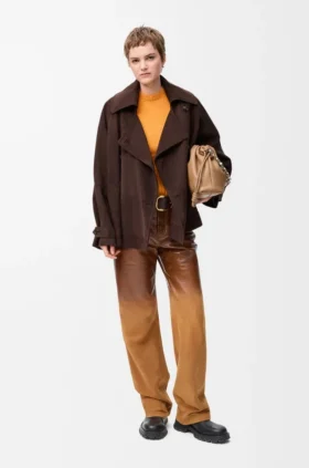 Chaqueta con lazo en piel de cabra de gamuza