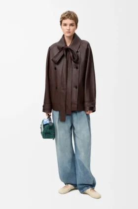 Chaqueta con moño en piel de cordero napa