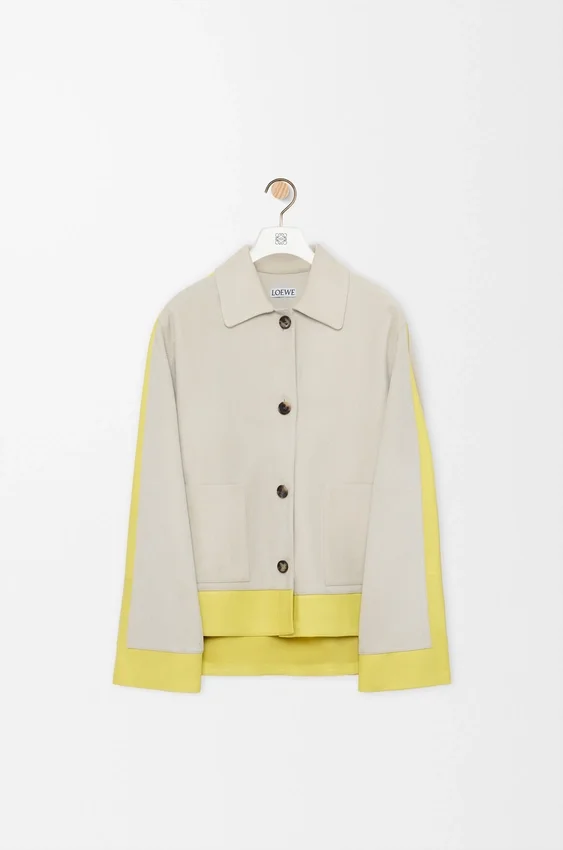 Chaqueta con puños doblados de piel de cordero de gamuza Chaqueta con puños doblados de piel de cordero de gamuza