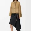 Chaqueta con puños doblados de piel de cordero de gamuza Chaqueta con puños doblados de piel de cordero de gamuza