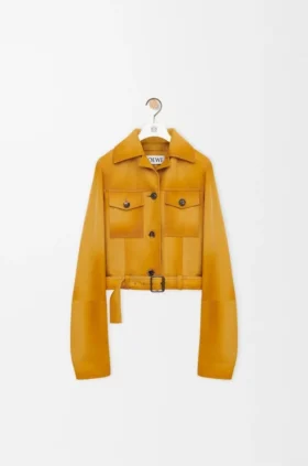 Chaqueta corta de piel de cordero