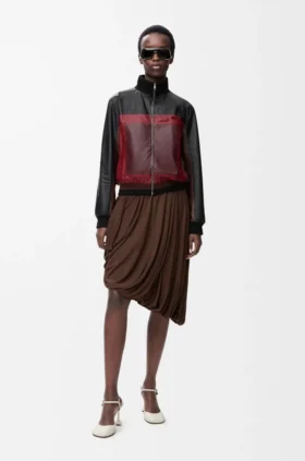 Chaqueta corta de piel de cordero napa